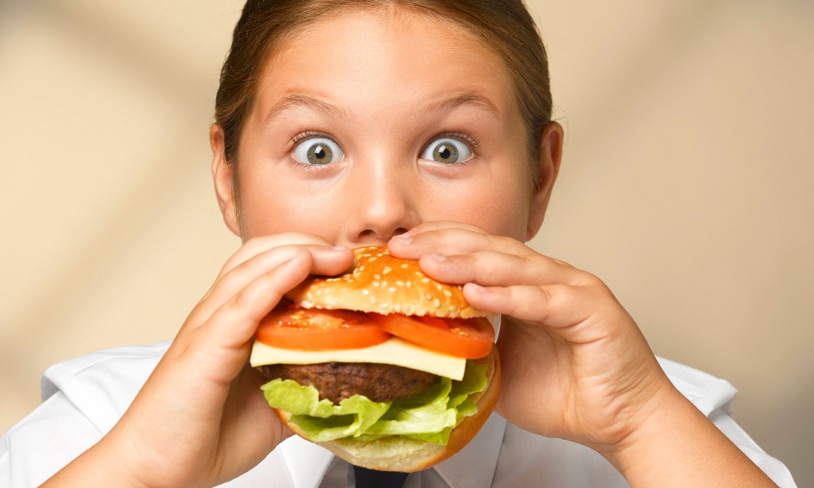 You are currently viewing Mudah Lapar, Nafsu Makan Meningkat, Makan Berlebihan Hati-Hati Bisa Obesitas