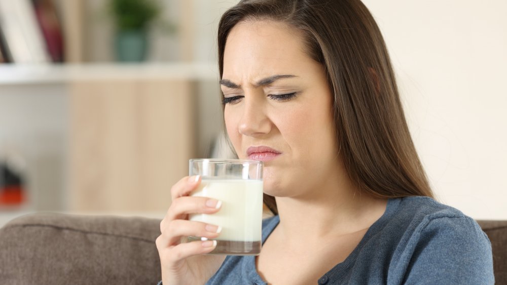 You are currently viewing Benarkah Minum Susu Dapat Memperparah Diare?